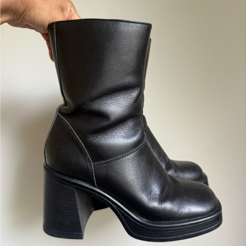 Steve Madden Fantasie Black Leather Chunky Boots